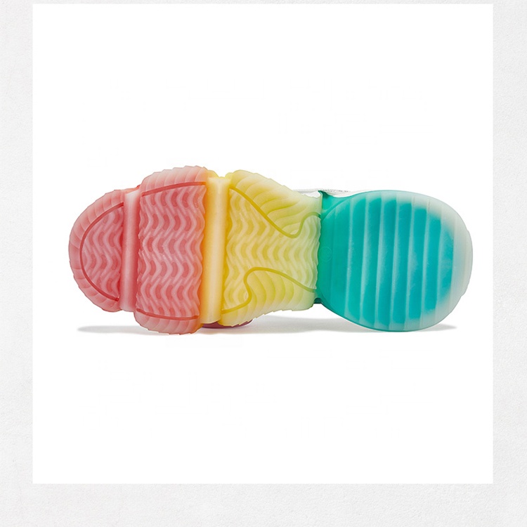 New Design Customized Rainbow Heightend Shoes Running Shoes for Girls